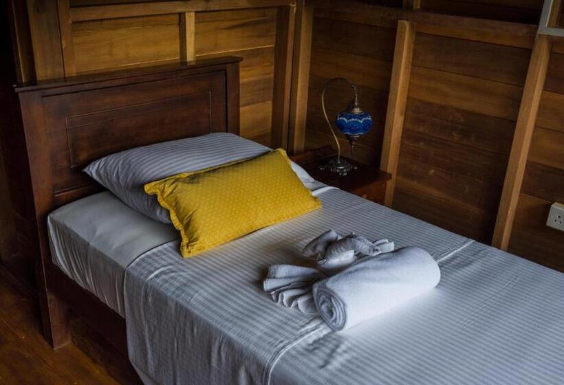 اتاق استاندارد با سرویس بهداشتی مشترک, Wanakaset Forest Glamping