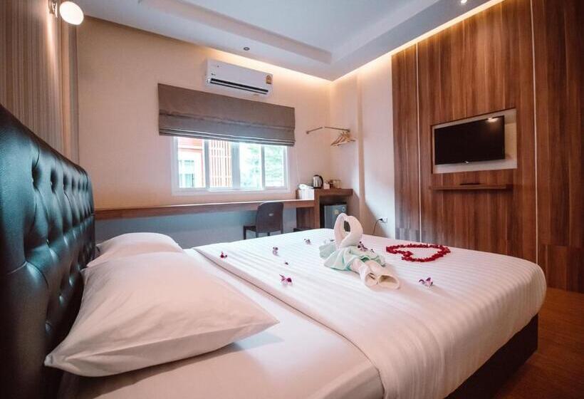 디럭스 룸, Tripletreesvillage