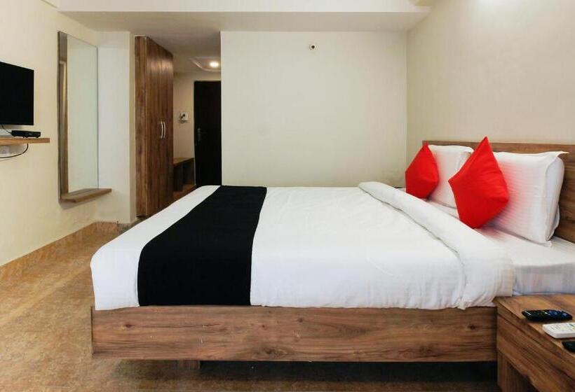 豪华房间, Capital O Sri Suprabhat Grand Near Kachiguda Railway Station