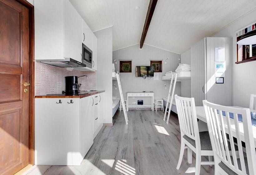 غرفة بريميوم رباعية, Fide äventyrsby & Camping