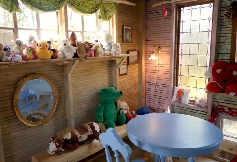 ファミリールーム, Fide äventyrsby & Camping