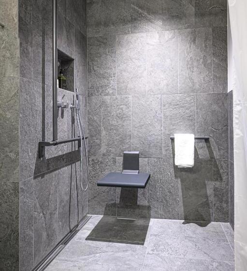 Standardzimmer (behindertengerecht), Hirschen Oberkirch   Design Boutique