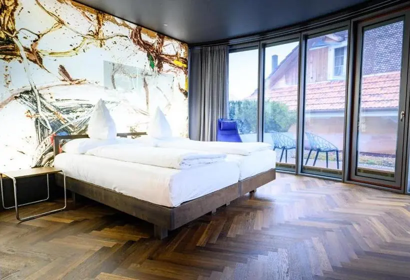身障者適用スタンダードルーム, Hirschen Oberkirch Design Boutique