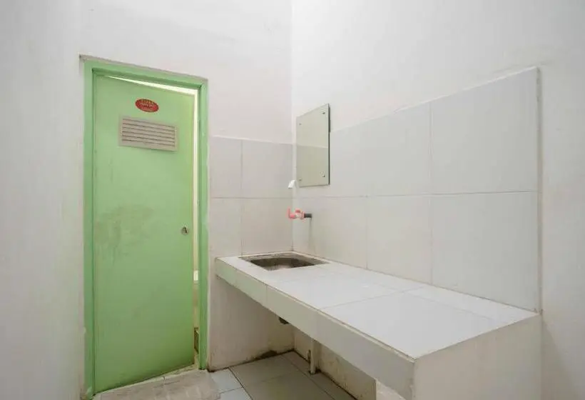 ファミリールーム, Lyfriska Residence Lampung Redpartner