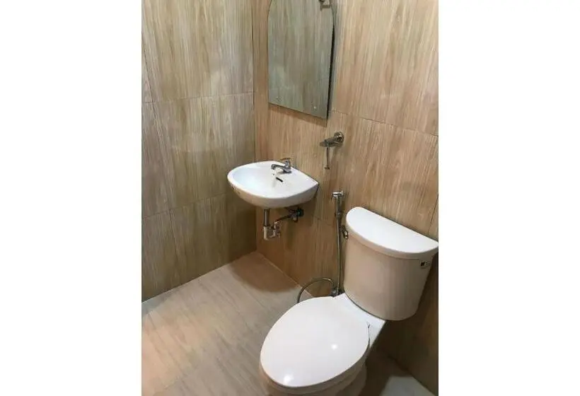 سوییت خانوادگی, Guest