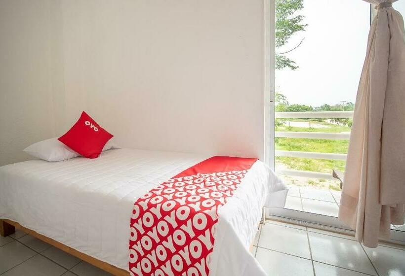 غرفة عائلية, Oyo  Posada San Vicente