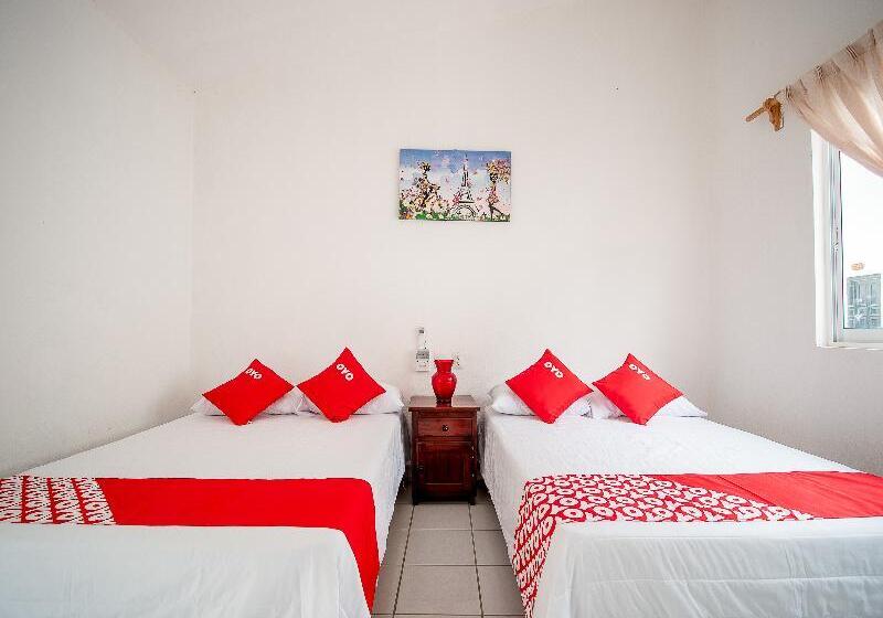غرفة قياسية ثلاثية, Oyo  Posada San Vicente