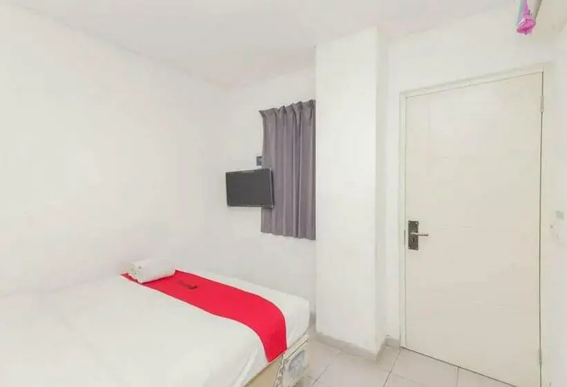 エコノミールーム, Reddoorz Near Kaza Mall Surabaya