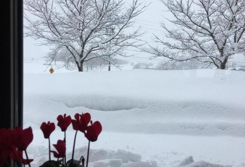 חדר סטנדרט לשלושה, オイソ