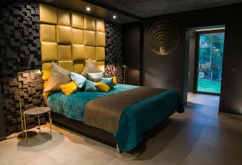 Suite with Pool, Buenas Noches