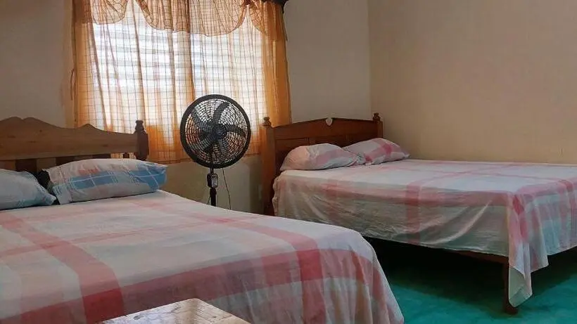 スタンダード4人部屋, Posada Tzeltal