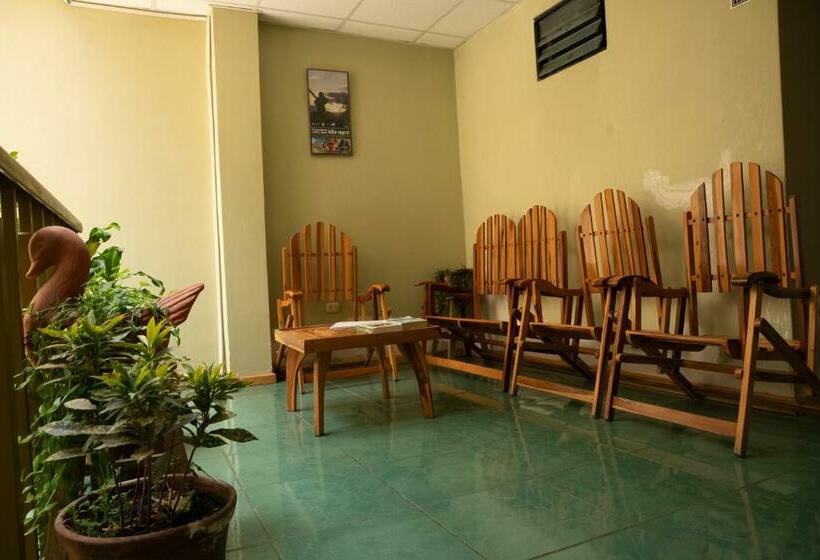 3-Bett-Standardzimmer, Chasky