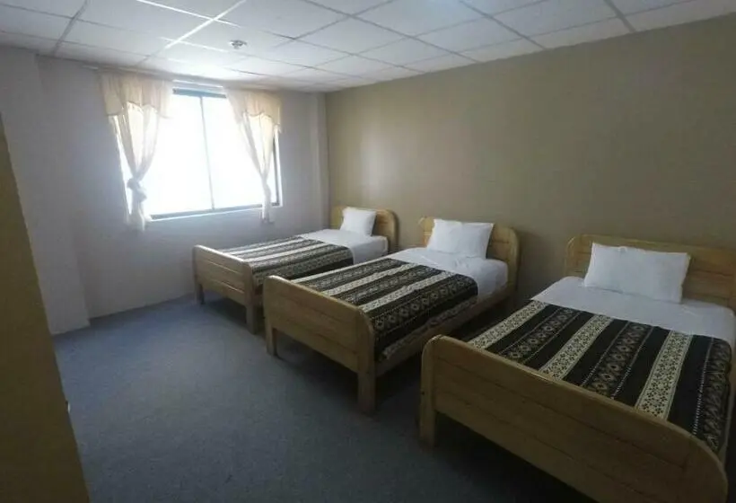 3-Bett-Standardzimmer, Chasky
