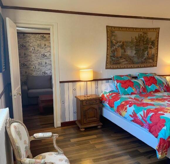 Семейный Полулюкс, Chateau Du Boulay Morin