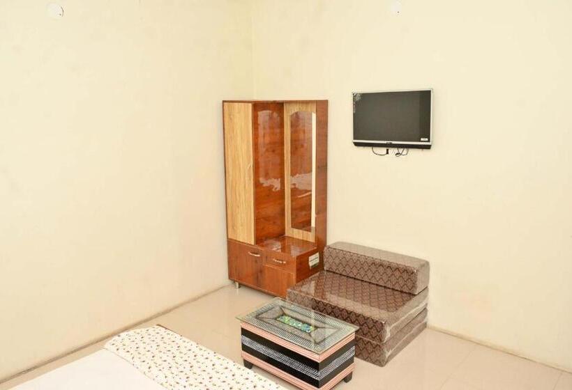 Номер Стандарт, Corridor Inn
