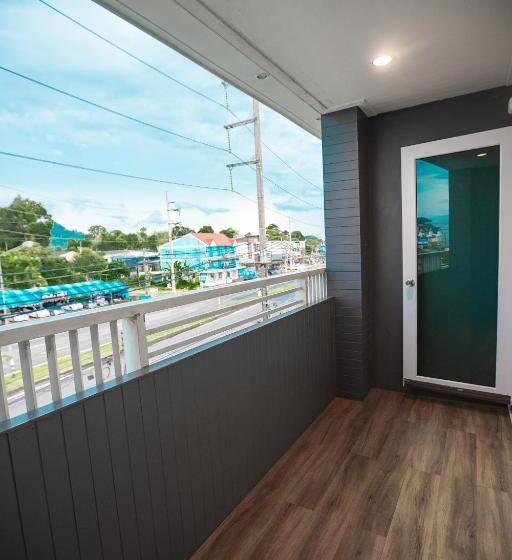 디럭스 룸, Tiny Krabi