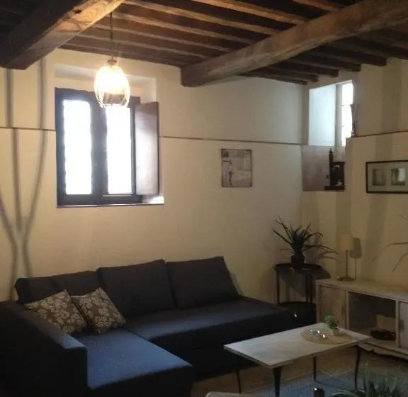 １ベッドルームアパートメント, Podere La Castellina