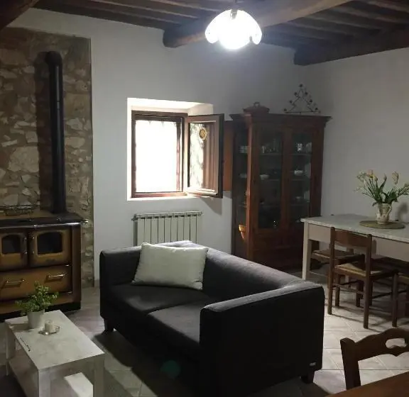 １階の１ベッドルームアパートメント, Podere La Castellina