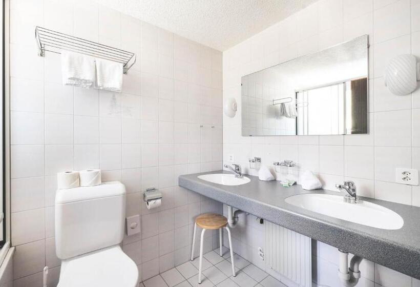 חדר סטנדרט לארבעה, Alpina