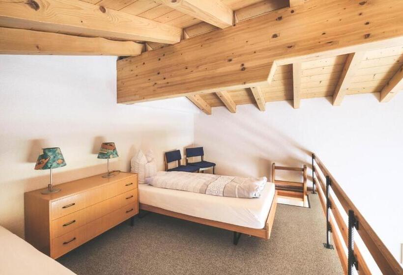 חדר סטנדרט לארבעה, Alpina