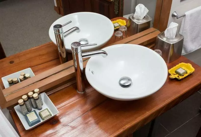 اتاق استاندارد با چشم‌انداز باغ, Casa Molino Hotel Boutique & Restaurant Puerto Varas