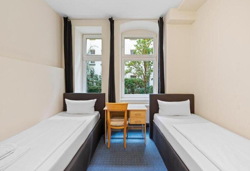 اتاق استاندارد, Comenius