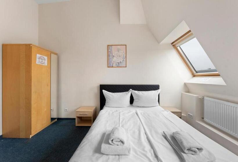 اتاق استاندارد, Comenius