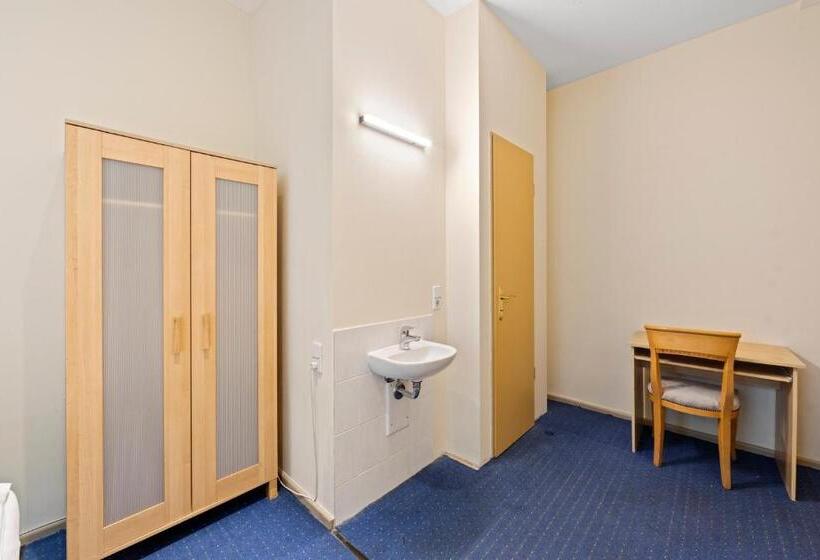 اتاق استاندارد با تخت بزرگ, Comenius