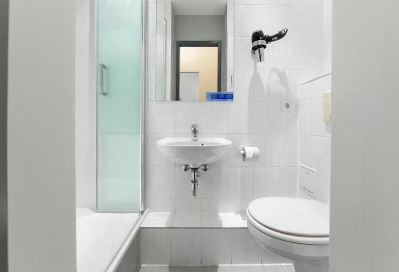 اتاق استاندارد با بالکن, Comenius