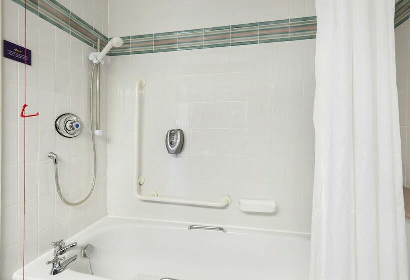 Номер Стандарт Двуспальная Кровать, Days Inn Lockerbie   Annandale Water