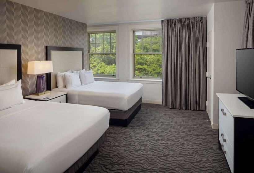 Люкс, Doubletree Suites By Hilton Hotel Detroit Downtown Fort Shelby