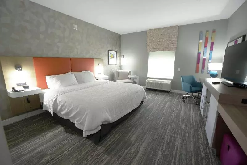 スイート, Embassy Suites By Hilton Valencia