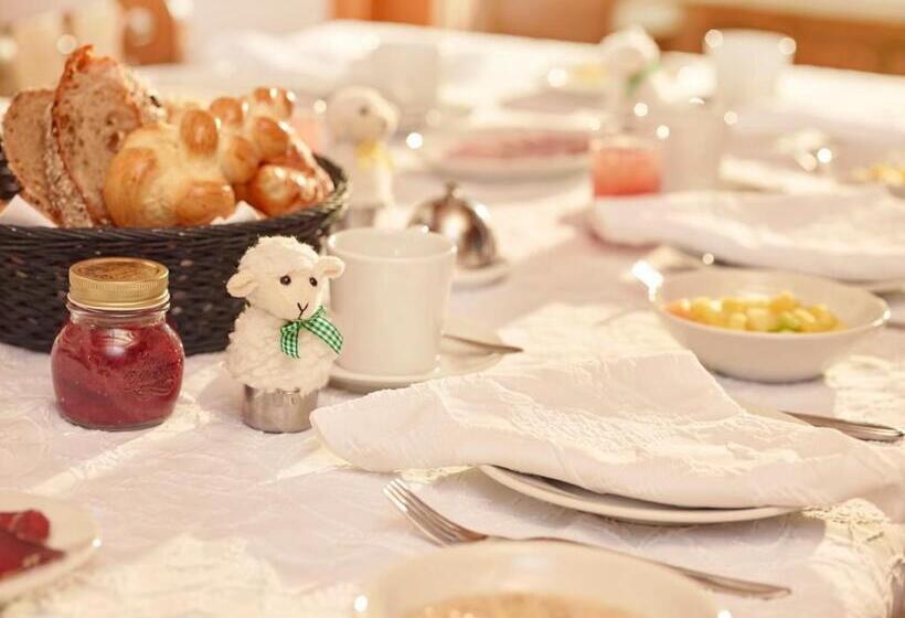 小型套房, Firefly Luxury Suites