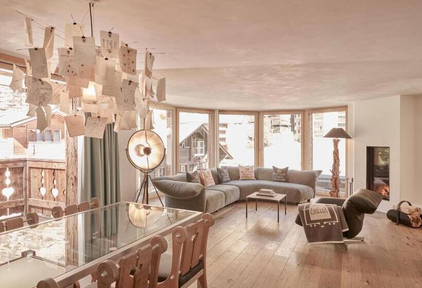Люкс, Firefly Luxury Suites
