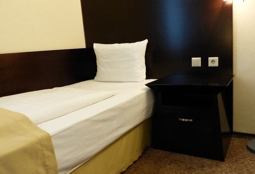 싱글 기본룸, Grand Palace Hotel Hannover