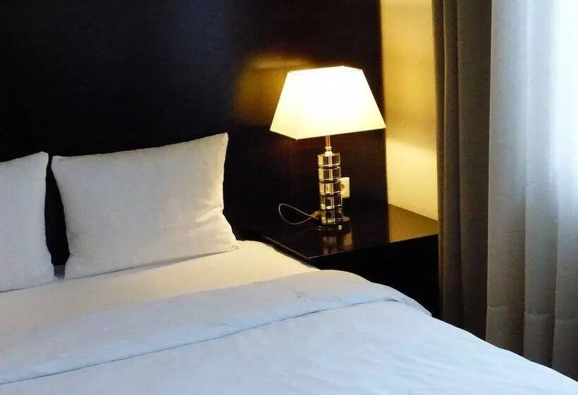 اتاق استاندارد یک نفره, Grand Palace Hotel Hannover