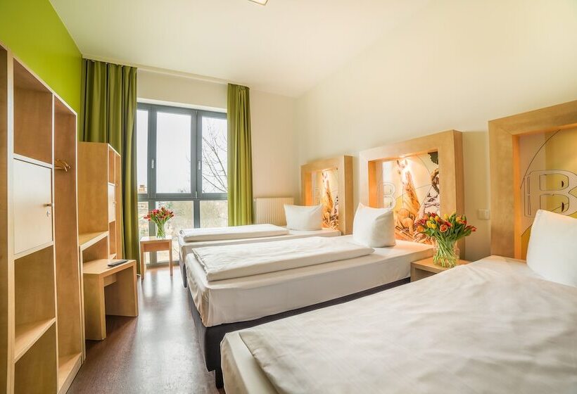 اتاق استاندارد سه نفره, H+ Hotel 4youth