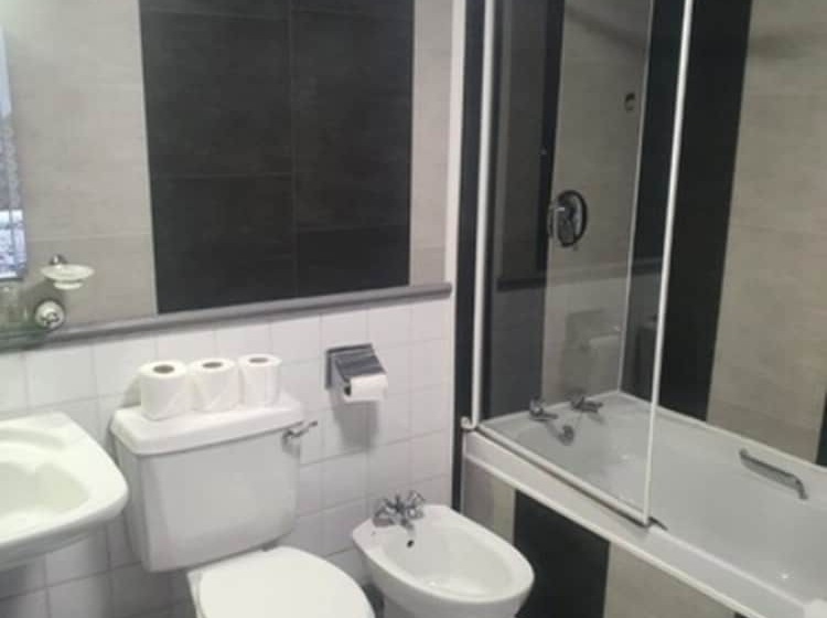 Четырехместный Номер Стандарт, Harmony Inn Kingscourt