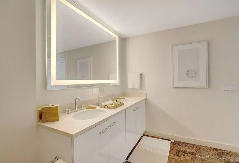 身障者適用スイートルーム, Beach House Fort Lauderdale, a Hilton Resort