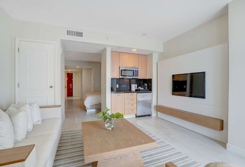 장애인을 위한 더블 침대 스탠다드 룸, Beach House Fort Lauderdale, a Hilton Resort