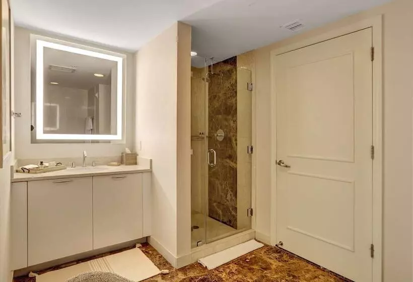 オーシャンビュースイート, Beach House Fort Lauderdale, a Hilton Resort