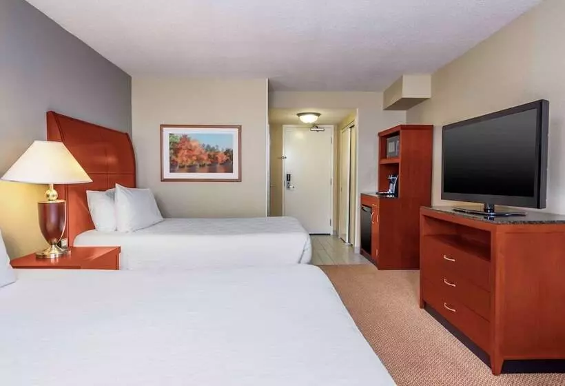 ２ダブルベッドのスタンダードルーム, Hilton Garden Inn Independence