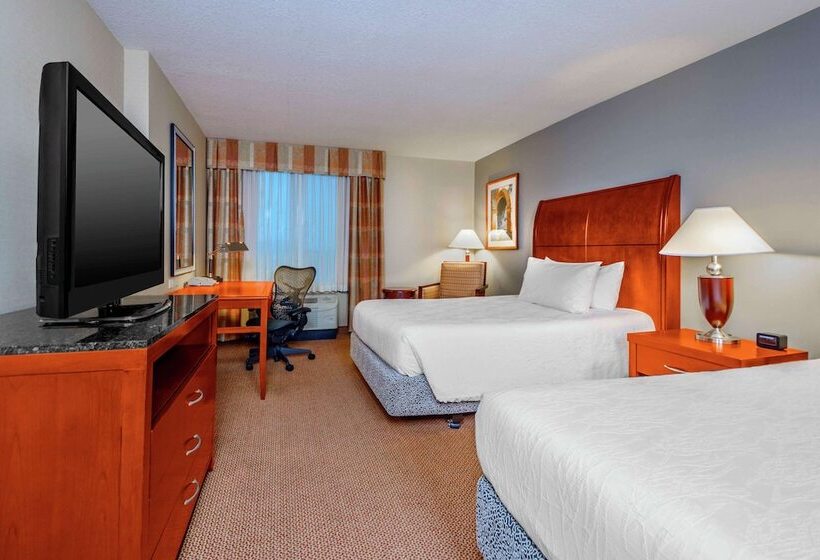 غرفه قياسيه سريرين مزدوجين, Hilton Garden Inn Independence