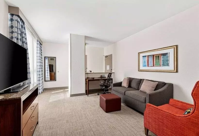 スイート, Hilton Garden Inn New Orleans French Quarter/cbd