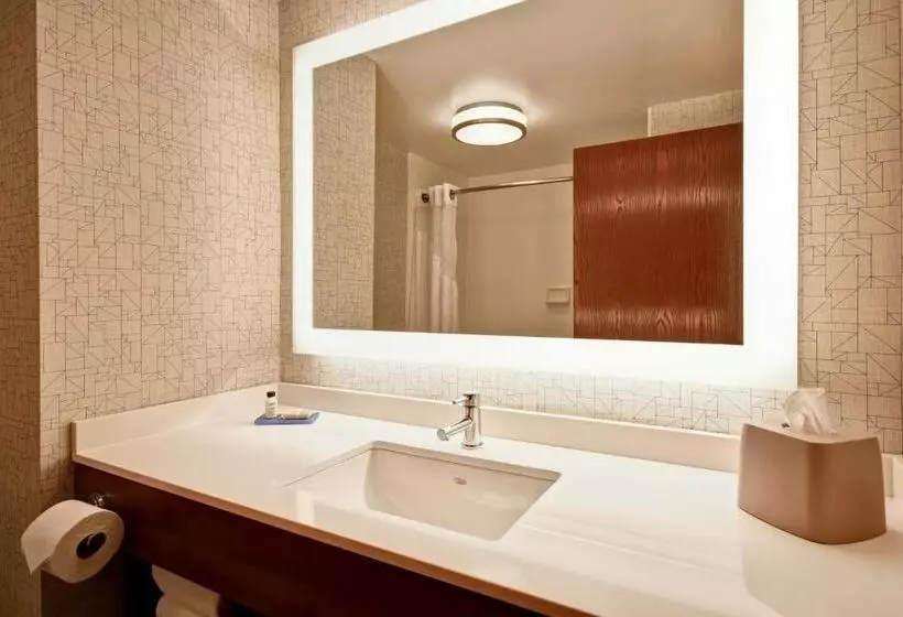 スタンダードルーム, Holiday Inn Express Newport North   Middletown, An Ihg