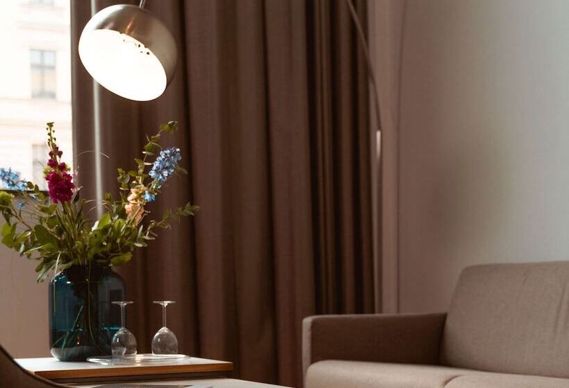 سوییت سوپریور, Mercure Hotel MOA Berlin