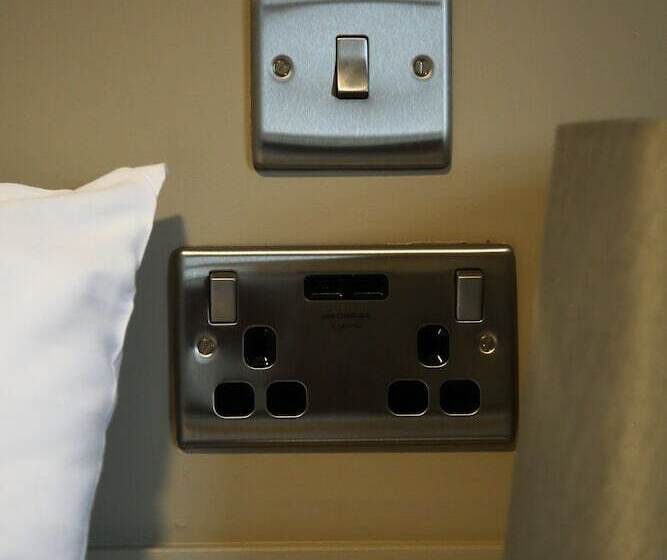 Номер Стандарт, Mulroy Woods