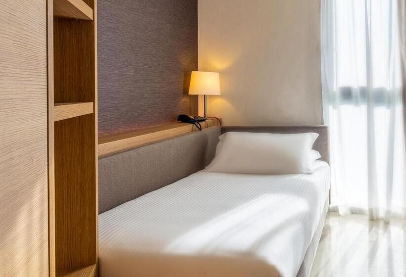 Номер Стандарт Индивидуальный, Hsm Hotel San Martino