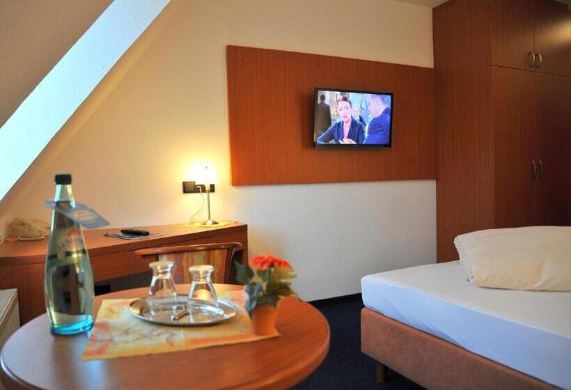 غرفة قياسية فردية, Spreewaldeck