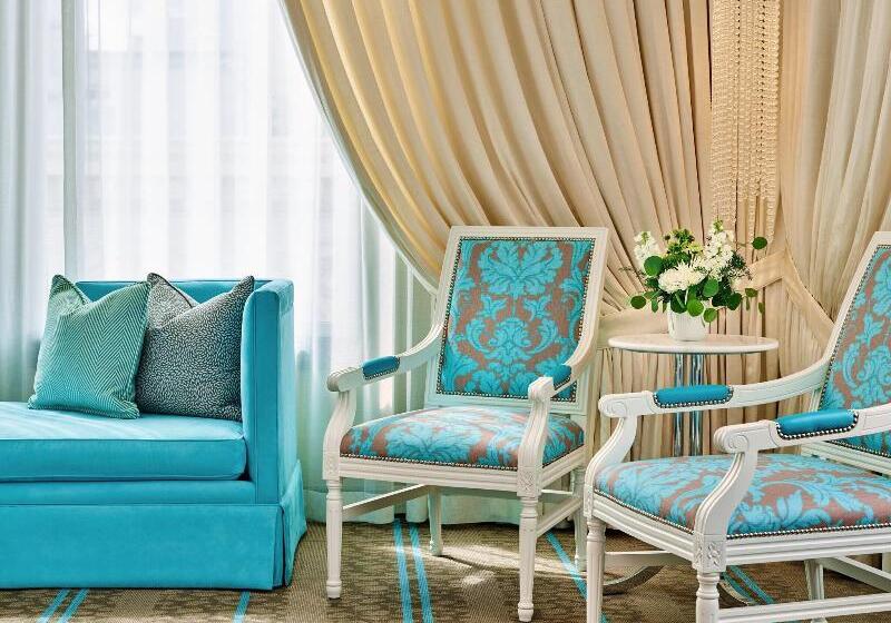 キングサイズベッドのデラックスルーム, The Nines, A Luxury Collection Hotel, Portland